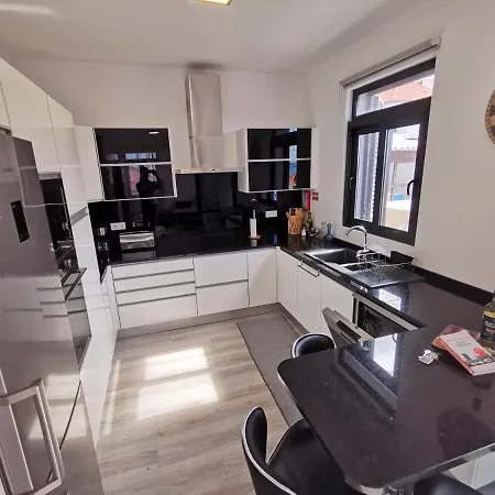 Charming In - Lazareto