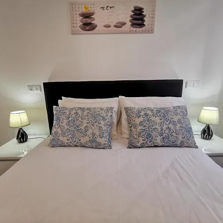 Charming In - Lazareto