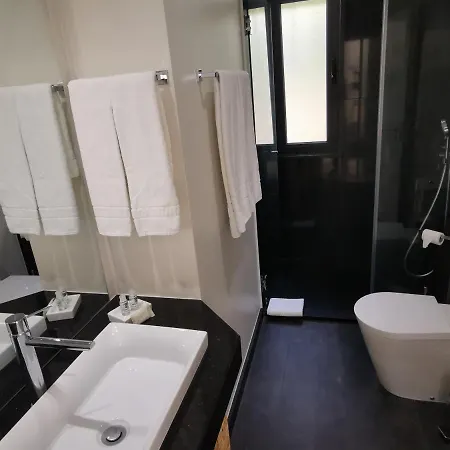 Charming In - Lazareto Funchal (Madeira)